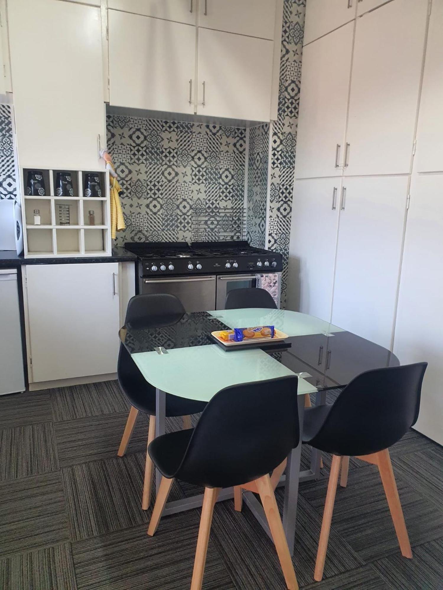 Saphire Glasgow Apartments Giffnock Eksteriør bilde